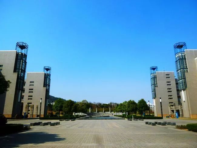 河海大学