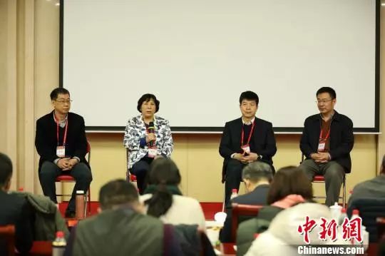 办好一流本科教育，培养拔尖创新人才”专题论坛在北京举行